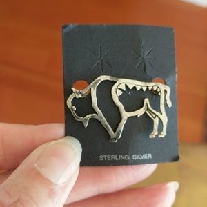 VINTAGE STERLING BUFFALO BROOCH!
